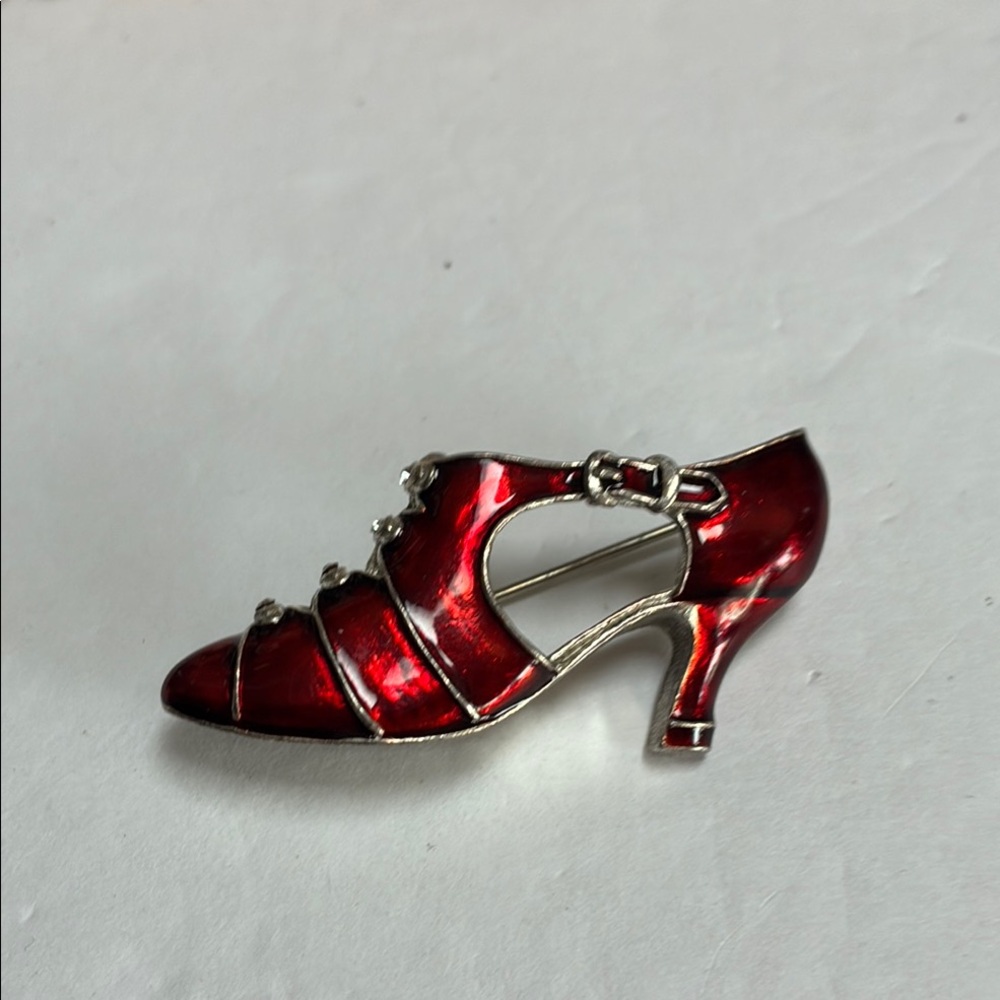💜VTG MMA Metropolitan Museum of Art Elegant Red Women's Dancing Shoe Brooch